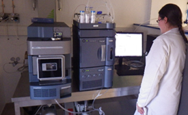 Le Laboratoire de chimie analytique de RESCOLL propose la recherche et quantification du Bisphénol A (BPA)