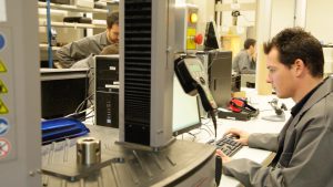 « RESCOLL tire profit de sa forte intégration régionale » écrit le journal InfoCHIMIE